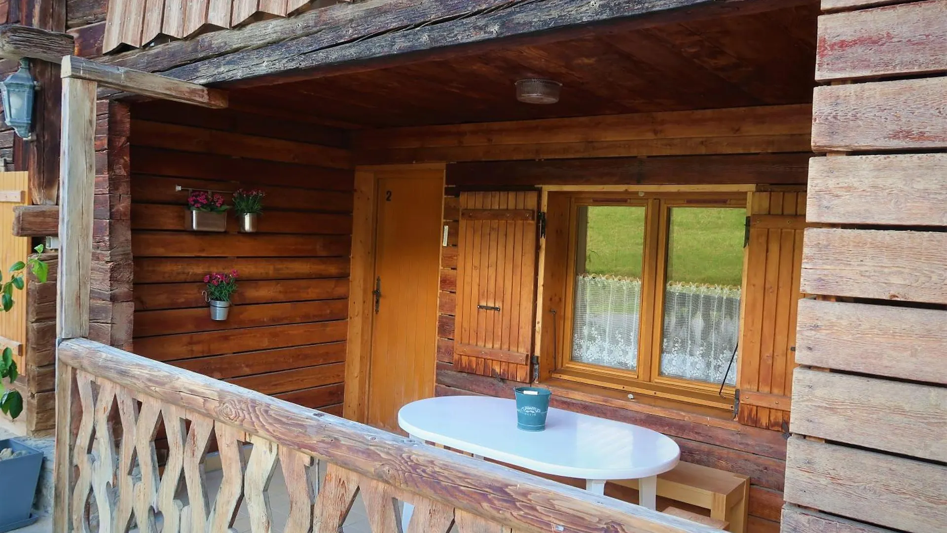 Apartment Lachat Appartement En Chalet Typique Le Grand-Bornand France